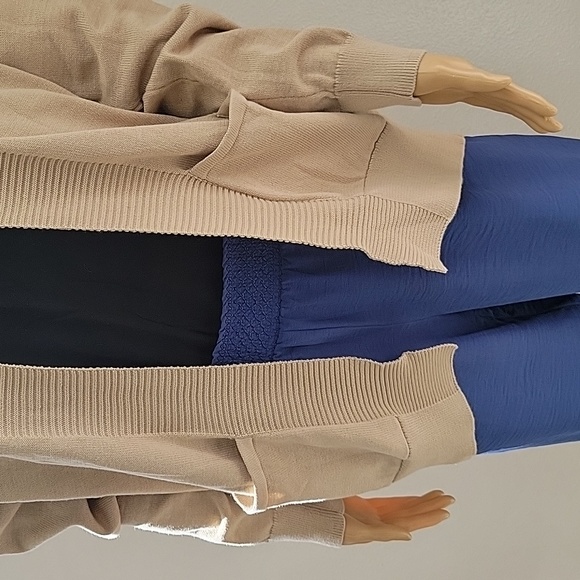 Women's Casual Cardigan with Pockets Open Front Long Sleeve Lightweight Sweaters - Picture 3 of 10